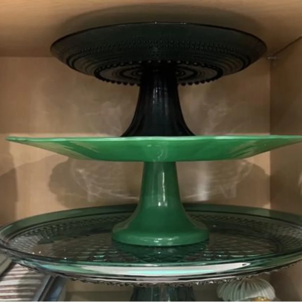 Adley Glass green cake‎ stand